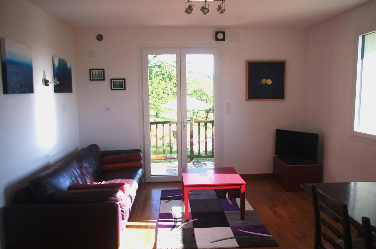 Les Iris Apartment Villefranche-de-Rouergue Ngoại thất bức ảnh